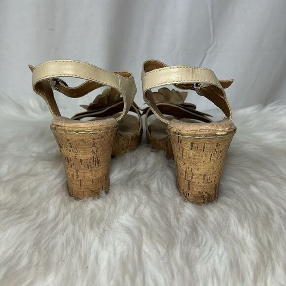 Born Champagne Floral Trim Leather Cork Platform Sandals Sz 7 - Picture 3 of 7
